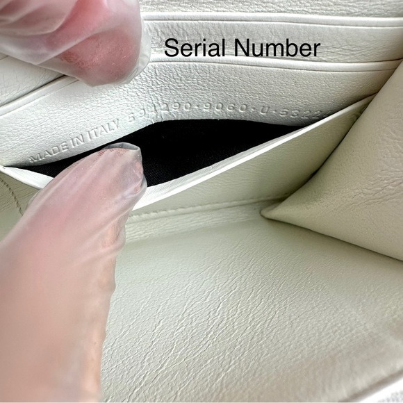 Balenciaga white and black zippy wallet crossbody bag with strap and necklace - Picture 7 of 16